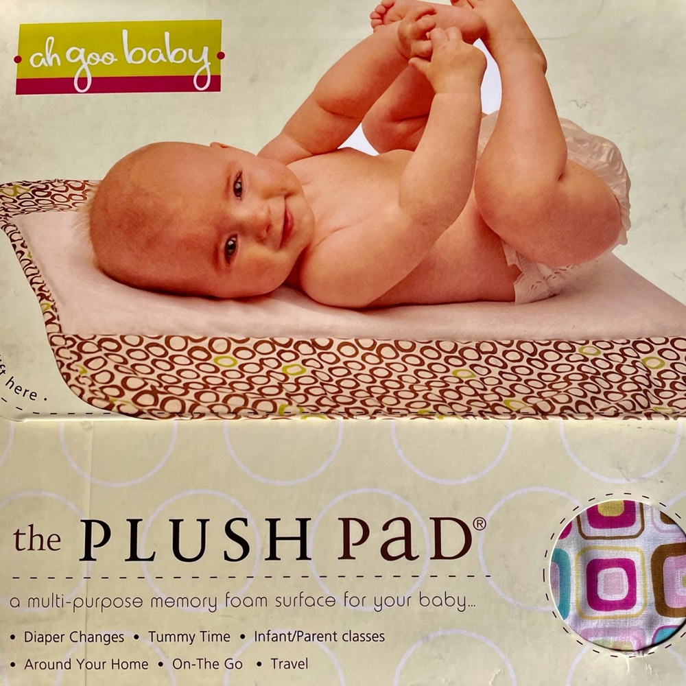 NEW Ah Goo Baby Plush Pad Memory Foam Portable (Gumdrop)